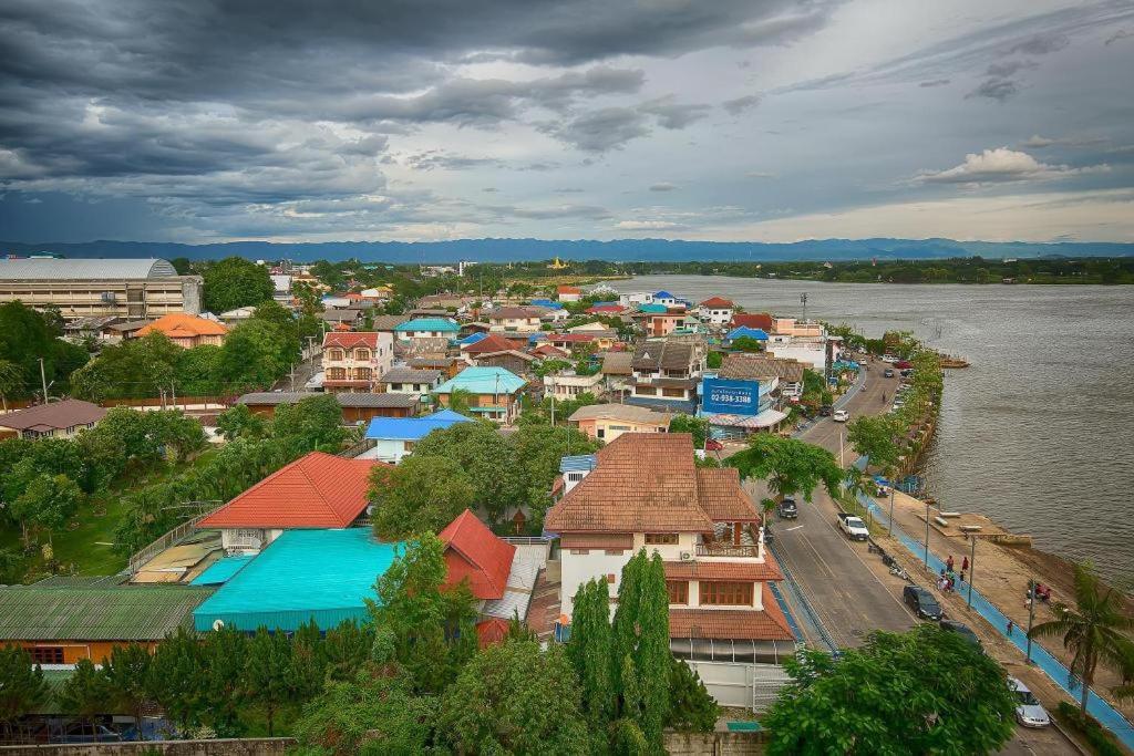 Phuglong Hotel Phayao Buitenkant foto