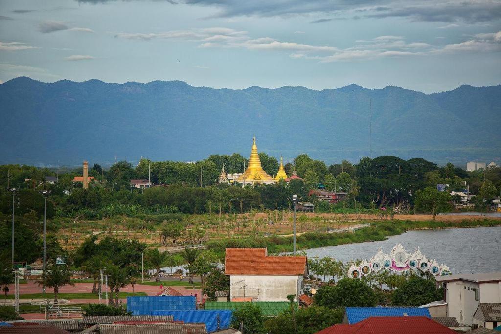 Phuglong Hotel Phayao Buitenkant foto